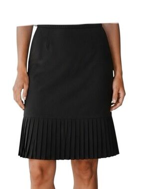 Lafayette 148 Black Skirt Size 12 Pleated Hem Lined Designer Classic Minimalist